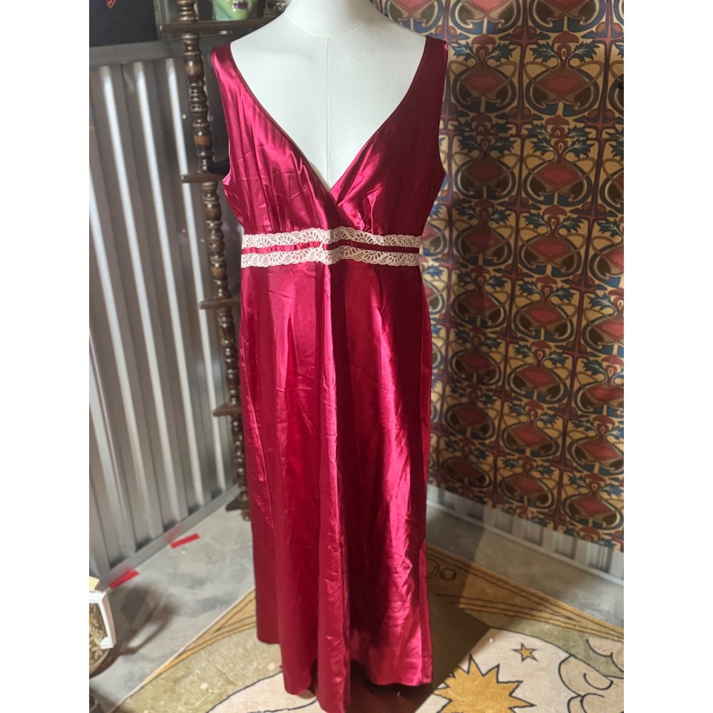 California Dynasty Red‎ Maxi Dress Lace Detail Formal Gown Womens Size L